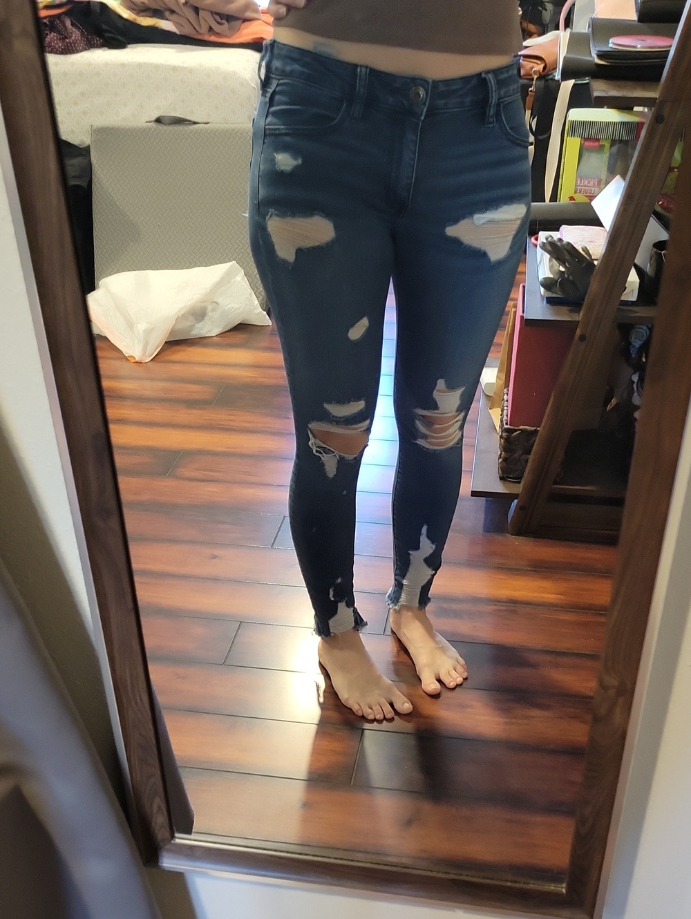 AEO Women’s Dark Blue Distressed Jeggings